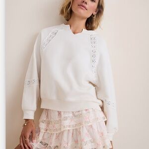 Francesca's Collections Cream Lace Detail Sweatshirt